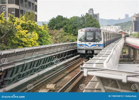 郯城到新沂火車多久——由铁路连结起的时空间探尋與等车風情解碼